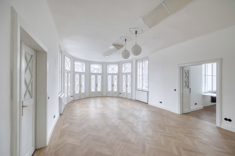 Office spaces  in a cubist villa, Prague 2 - Rašínovo nábřeží