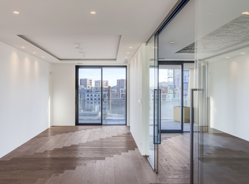 Byt 4+kk s terasami a autovýtahem, Praha 7 - Holešovice