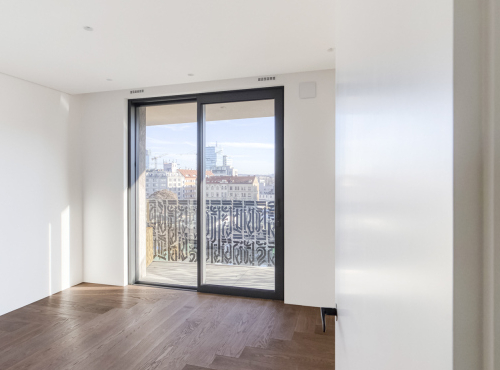 Sale - Three bedroom apartment with car lift, Prague 7 - Holešovice