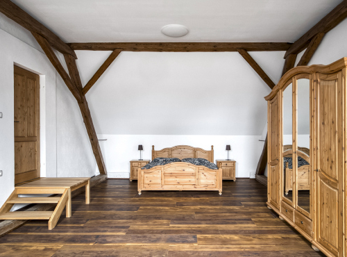 Sale - Historic farmstead, Central Bohemia - Lhotka u Horoměřic