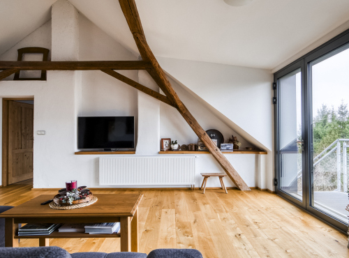 Sale - Historic farmstead, Central Bohemia - Lhotka u Horoměřic