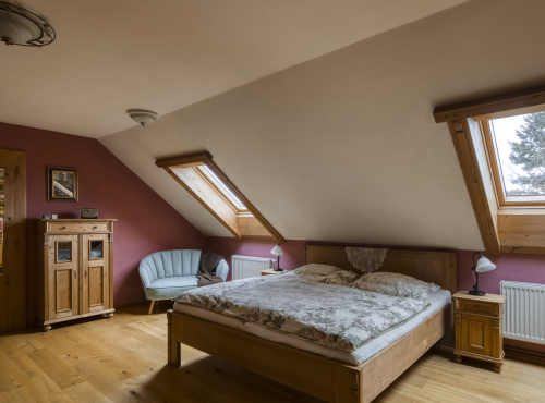 Sale - Historic farmstead, Central Bohemia - Lhotka u Horoměřic