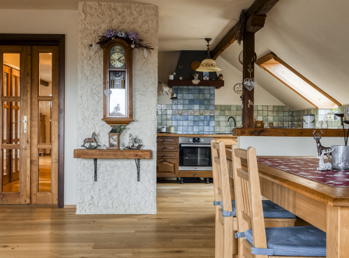 Sale - Historic farmstead, Central Bohemia - Lhotka u Horoměřic