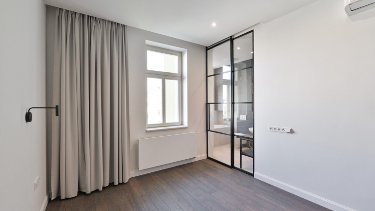 Prostorný apartmán 4+kk, Praha – Vinohrady